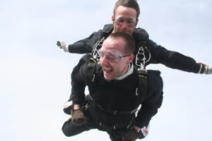 Jens, sky diving.