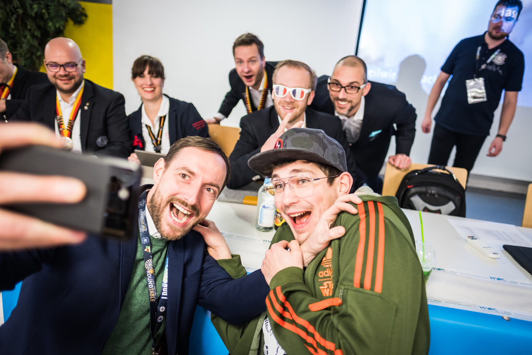 At the Funta 2019, messing with the Round Table Germany board.